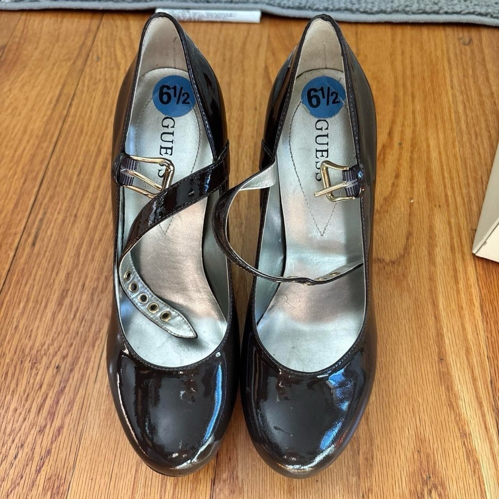Guess Dark Brown Patent Leather Heels